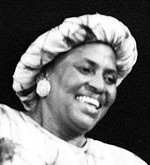Miriam Makeba, 1991 (Ausschnitt); © Fotograph: Roland Godefroy, wikimedia commons, GNU–Lizenz