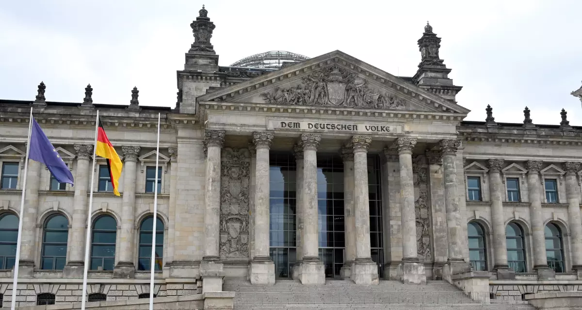 Das Reichstagsgebäude in Berlin ist Sitz des Deutschen Bundestages. Foto: Deutscher Bundestag | Achim Melde