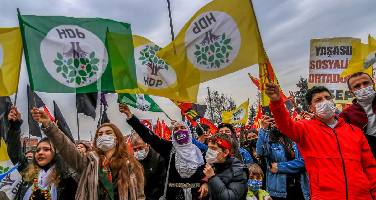 Anhänger der prokurdischen HDP im März 2021 in Ankara.
