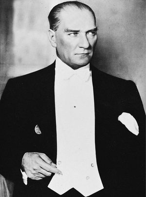 Porträt von Mustafa Kemal Atatürk, 1932.