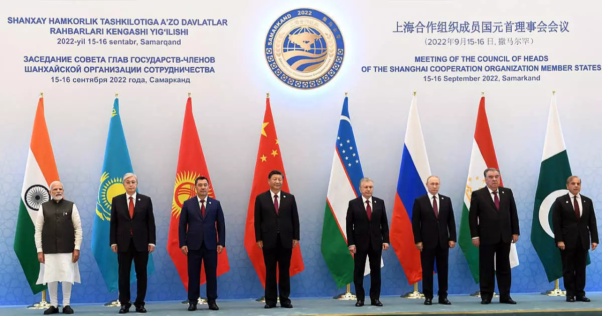 Chinas Präsident Xi Jinping beim Gipfeltreffen der Shanghaier Organisation für Zusammenarbeit in Usbekistan 2022.