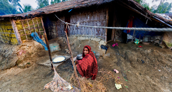 Klimaflüchtlinge in Notunterkünften in Bangladesch. Foto: © UNHCR/Saiful Huq Omi