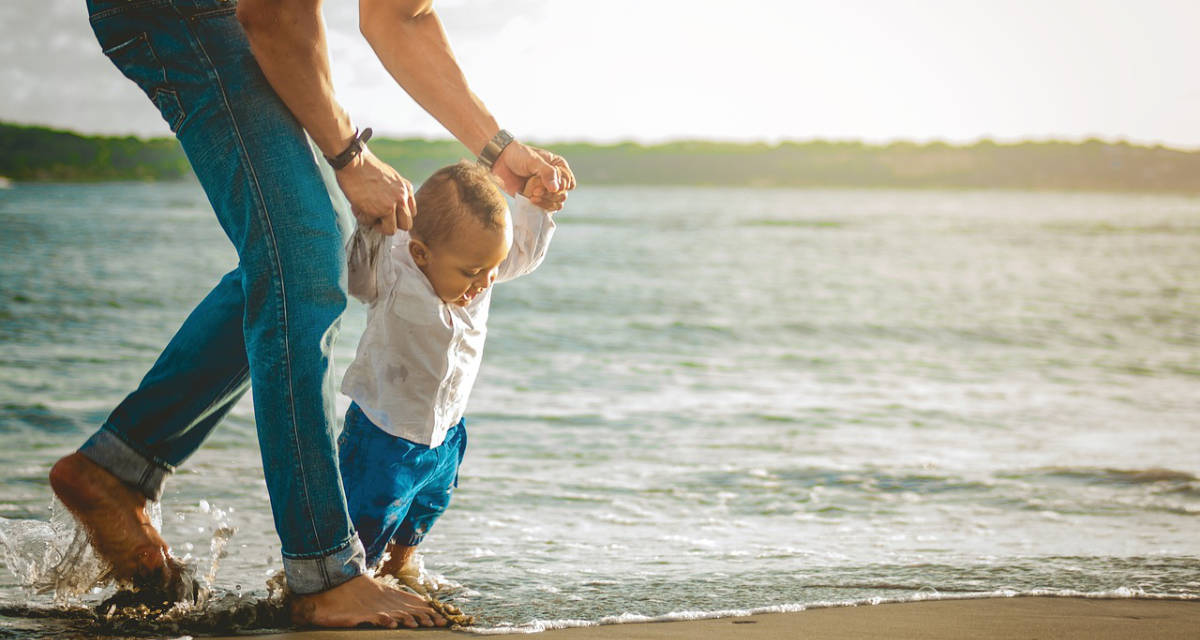 Vater mit Kind. Symbolfoto. Foto: Pixabay | jump1987