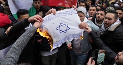 Brennender Davidstern